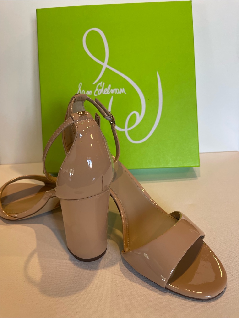 NIB SAM EDELMAN BEIGE BLUSH PATENT BLOCK HEEL SANDAL WOMENS SIZE 9.5 WIDE